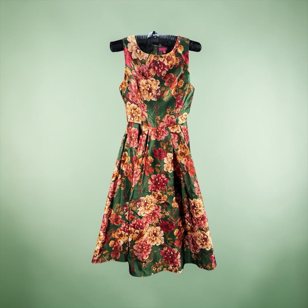 Flying Tomato Floral Fit & Flare Small Green Sleeveless Pockets Cottagecore